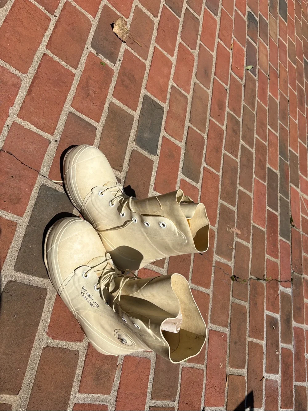 Vintage USGI White Bunny Boots Mickey Mouse 9R